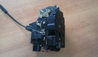 Замок передней двери VAG Сеат, Шкода Октавия, VW Гольф IV, Пассат B5 (1998-2002) б/у, R 